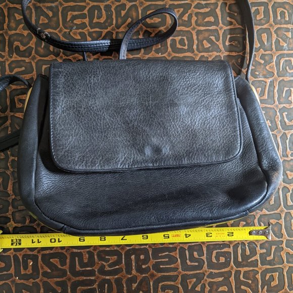 Vintage Black Croft & Barrow Crossbody Purse - Picture 2 of 5